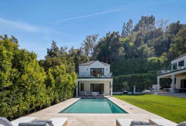 Villa Pacific in Los Angeles
