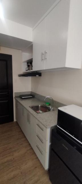 Stanford Suites 1
