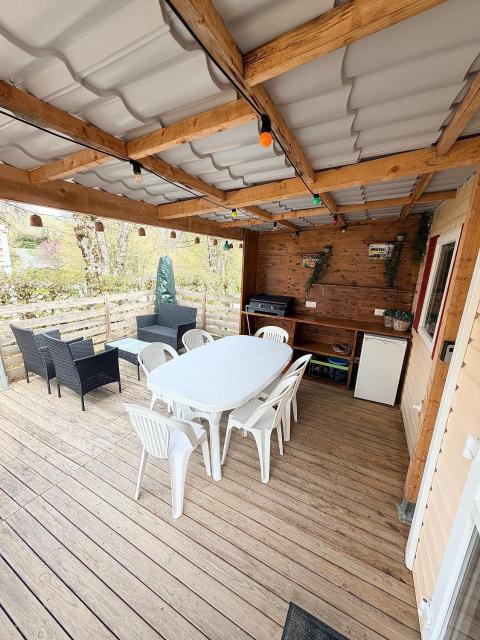 Mobilhome au bord du lac