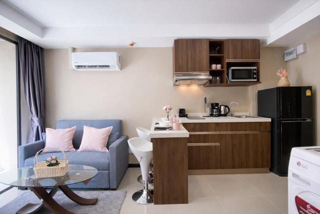 KAI Condo 1BR Pool View NBC Nai Harn