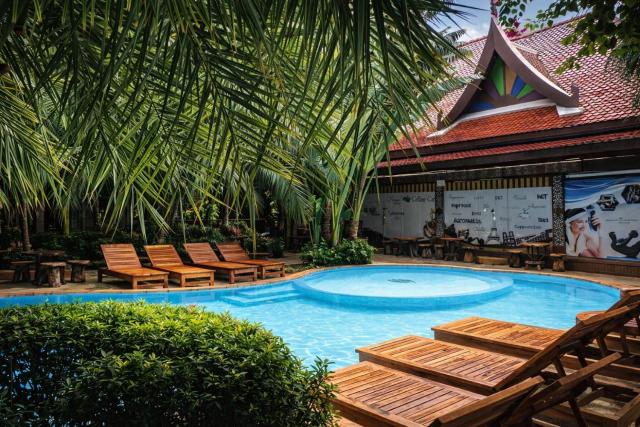 MIRA Condo 1BR Pool View NBC Nai Harn