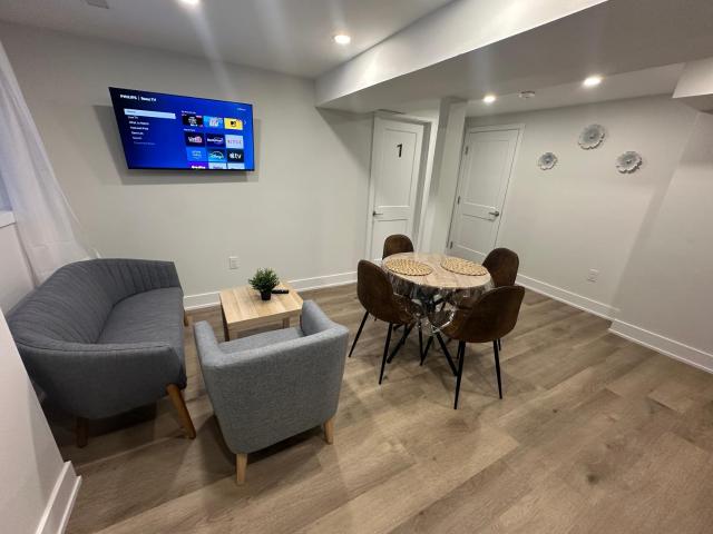 Cozy 2 Bedroom Basement Suite