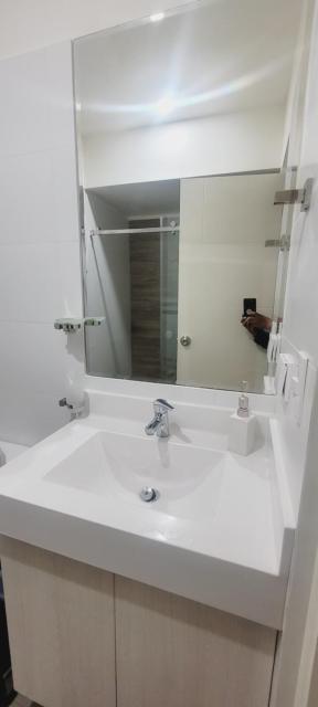Modern two bed and two bath apartment on Av Arequipa bordering San Isidro