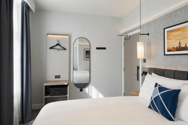 Four Points Flex by Sheraton London Victoria