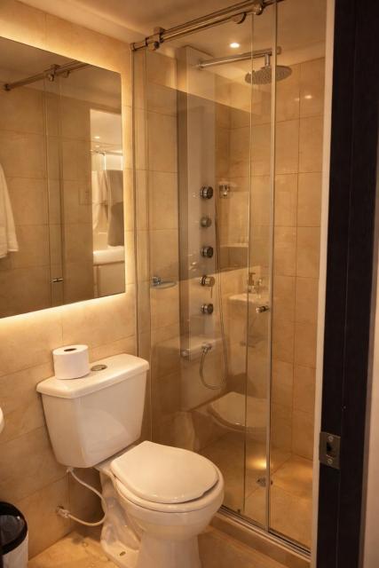 Urban Suites Zona 85
