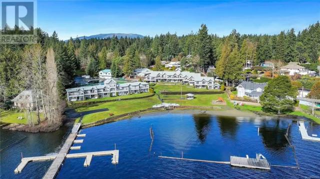 Lakefront Condo and Beach