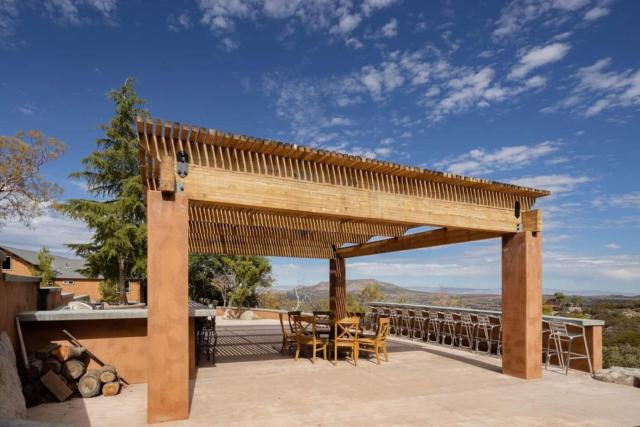 NEW 3-Acre Epic View - 15mi from Palm Desert