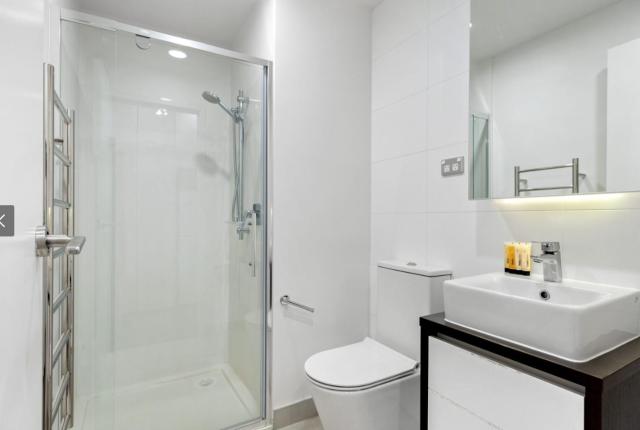 Amazing Harbour View 1 bedroom Apartment