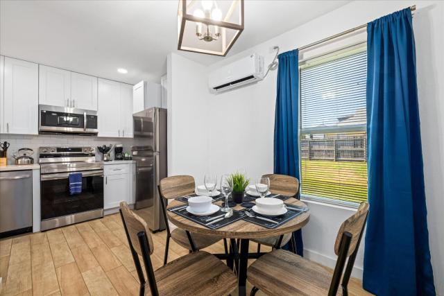 Apt Montrose-Midtown-Museums-Games-WiFi-Parking M1