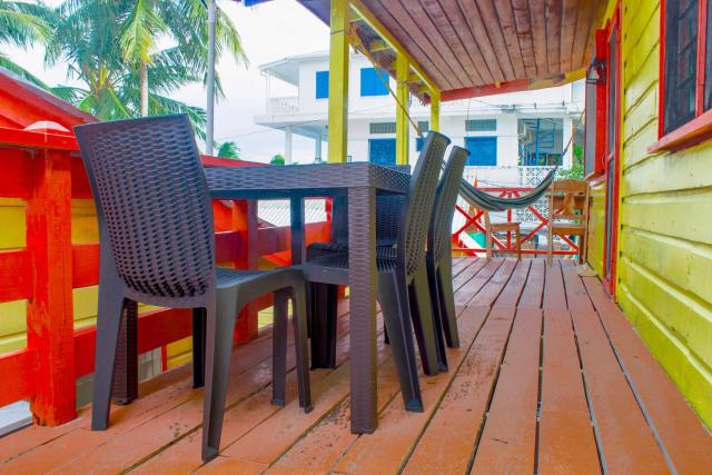 Julia's Beachfront Guesthouse and Cabanas