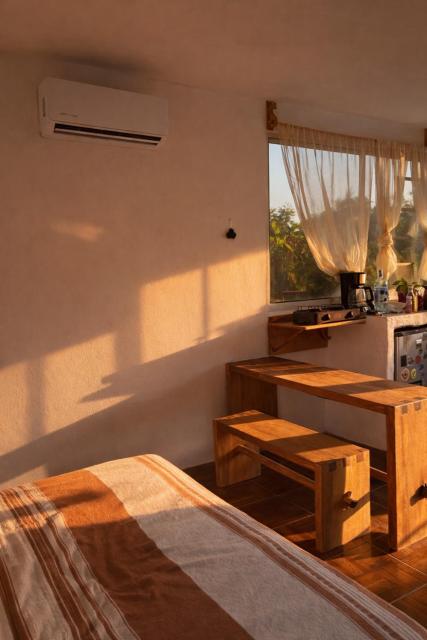 Oceanfront, AC and Parking, La Punta