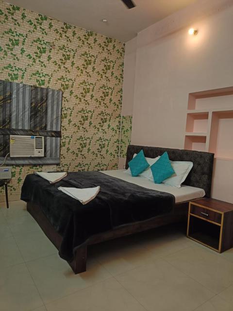 The Mystery Hostel