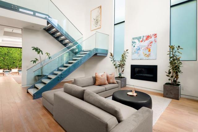 NEW Elevated WeHo Modern Retreat Pool and Privacy
