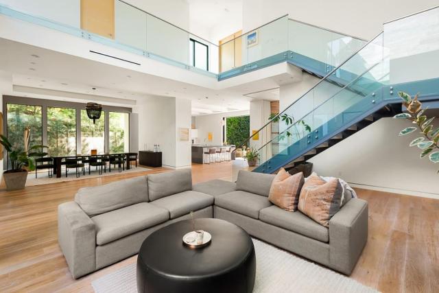 NEW Elevated WeHo Modern Retreat Pool and Privacy