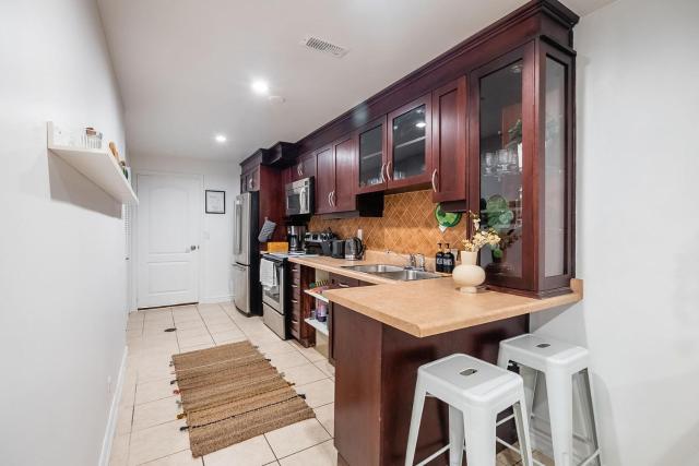 Basement Suite with Private Patio near FIFA Venue