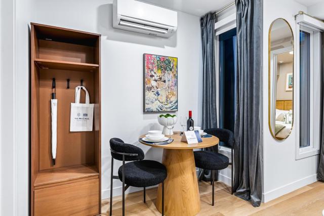 The McCaul by Casa Hotels - Lower Level Suite near FIFA 2026