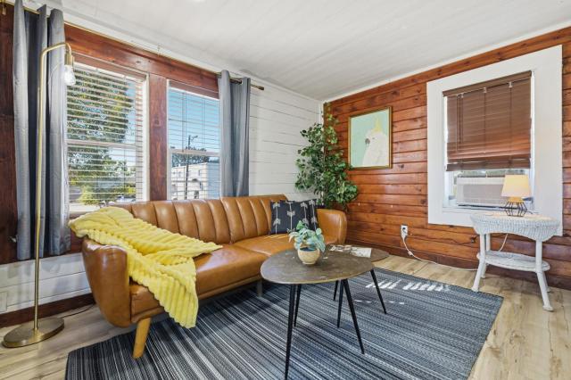 9 Units • Shared Courtyard • Sleeps 26
