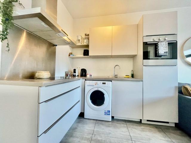 Suite in Antwerp near Meir Shops