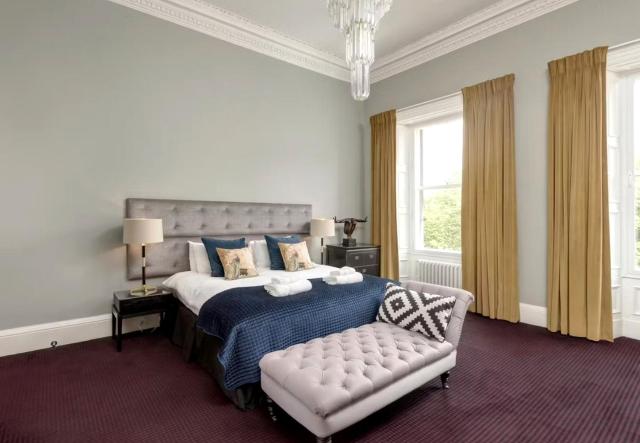 Luxury 3 bed flat Edinburgh