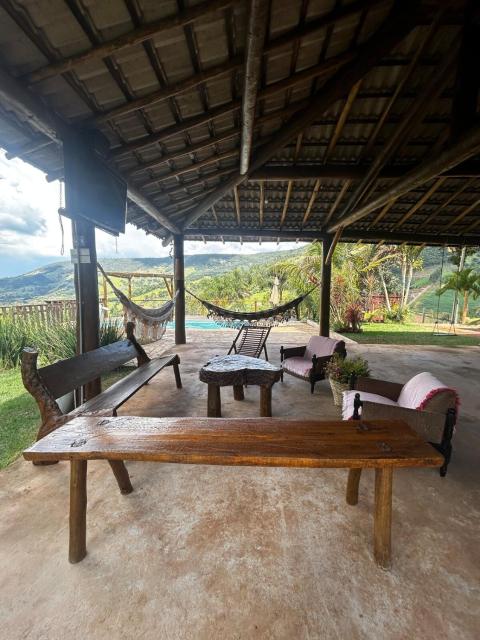 Rancho isolado nas montanhas