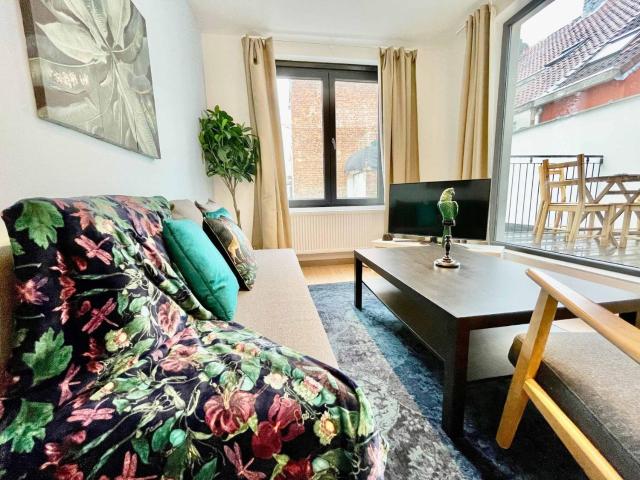 Luxury 2-bedroom apartment near fashion city