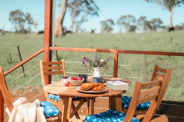 Mary Cabin | Saumarez Homestead