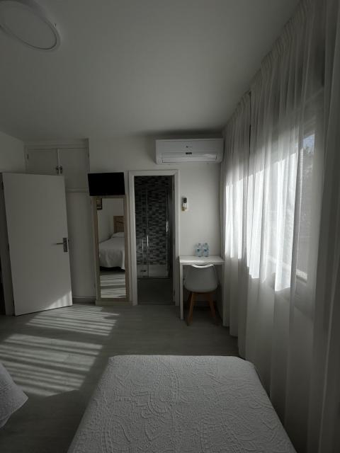 Habitaciones A Postiña