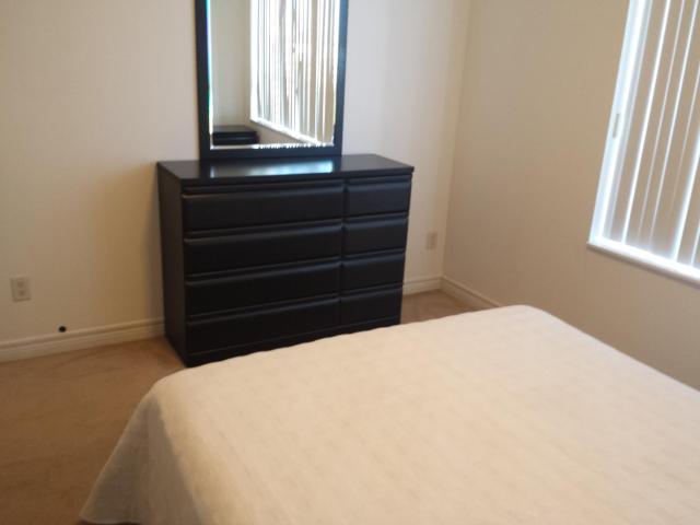 CLOSEST TO SQUARE 1 Mall, ONE BEDROOM CONDO WONDERFUL VIEW