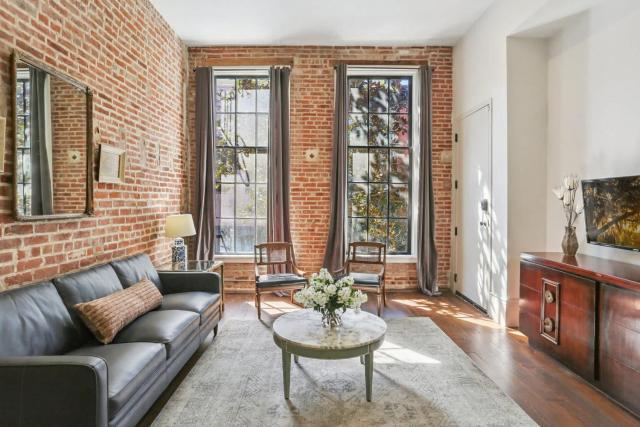 Mega 4 Condo Suite Near French Quarter 8BR 8BA