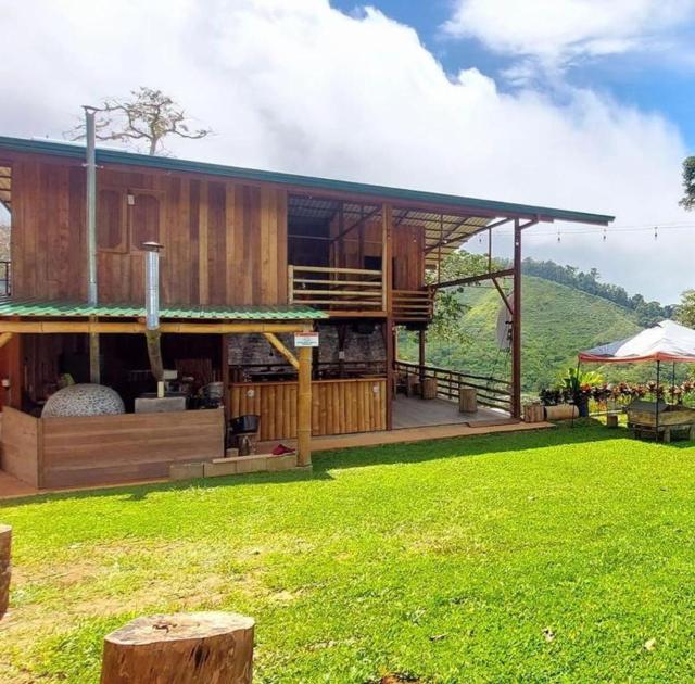 Rancho Ecojoya Paradise Mountain working farm in nature