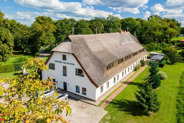 Reetdachhotel - Residenz am Ostufer
