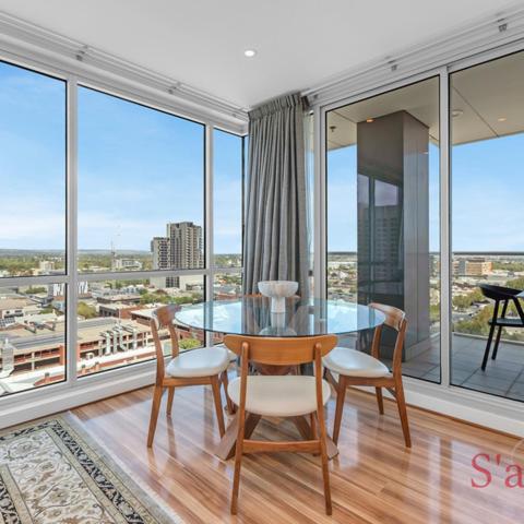 Adelaide Central Skyline Panoramic Suite Four