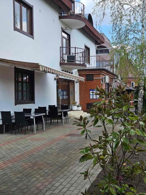 Karikas Hotel