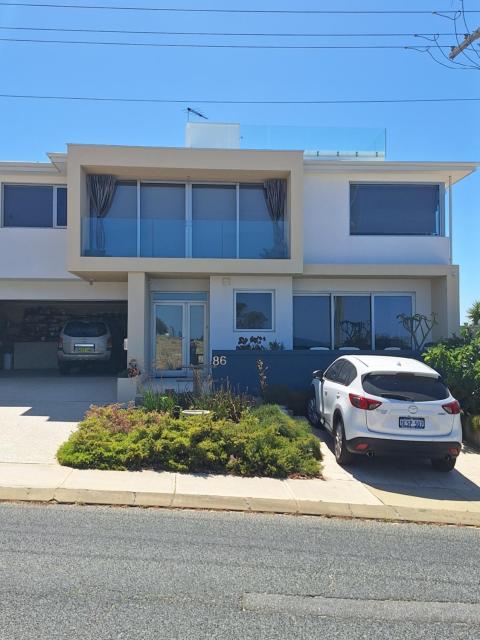 Sorrento Bluewater Apartment
