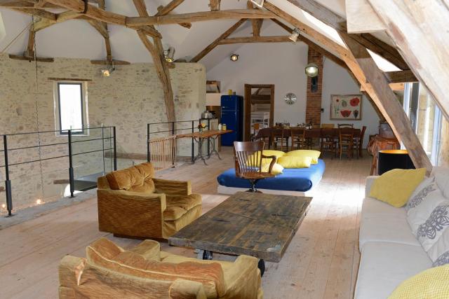 Magnifique Loft au coeur de l'Anjou 20 mn d'Angers pour 15 personnes