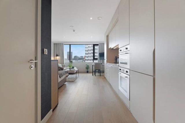 Stylish Studio With Wi-Fi and Shared Spa Facilities