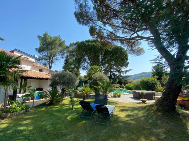 VILLA & SPA-SAUNA-PISCINE-MASSAGES du "Nirvâna Vivant"