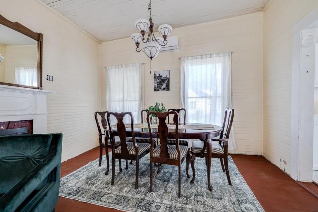 5 Bedroom Country Living 20 Mins from Savannah!