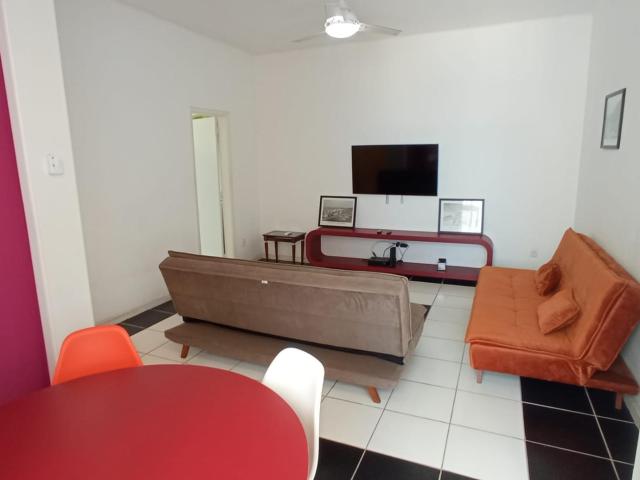 Real Apartments 146 - Beira mar Copacabana localização privilegiada