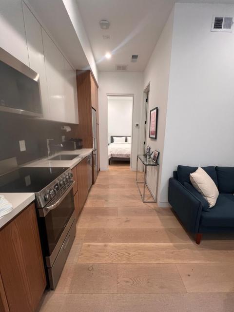 Modern Palo Alto 1-bed Apartment in Old Palo Alto