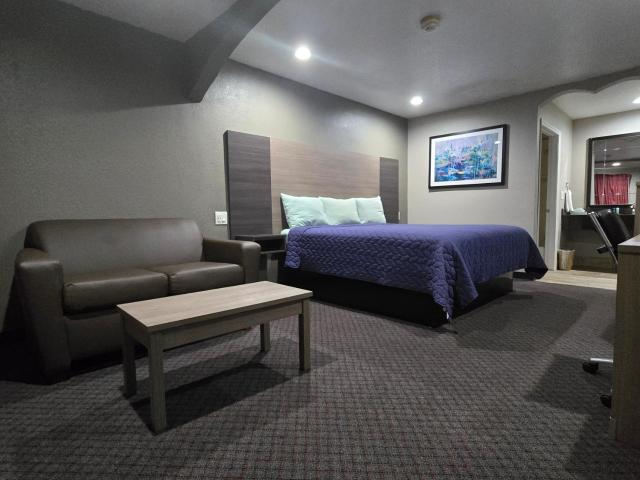 Scottish Inn and Suites Beaumont