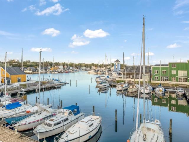 Apartment Björk - 10m from the sea by Interhome