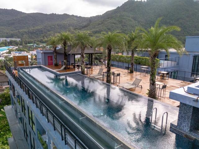 Modern 1-Bedroom Suite with Pool Access in Kamala, Phuket