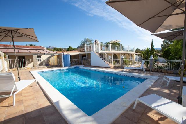 Mobilhome mit Garten und Pool