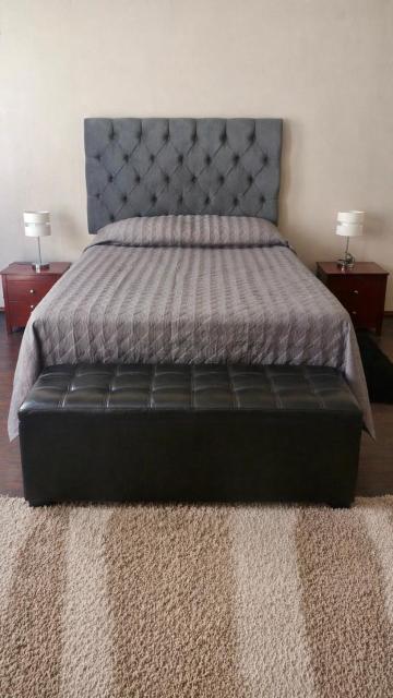 Habitación con balcón con vista al corazón de la ciudad