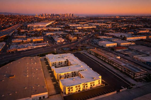Hampton Inn & Suites by Hilton San Diego SeaWorld Near Old Town