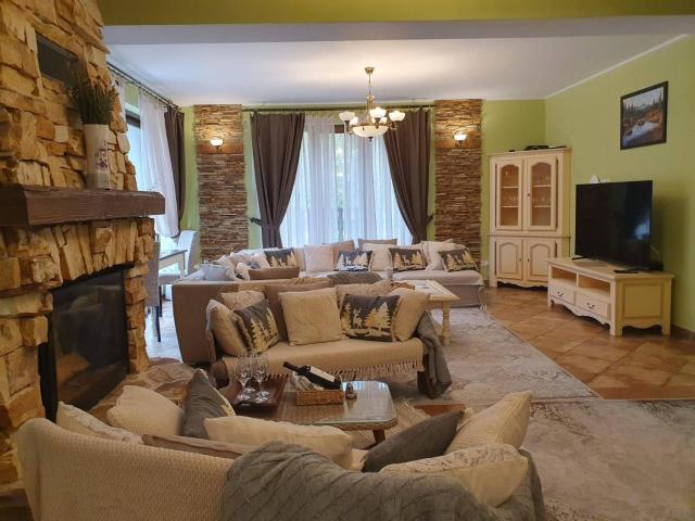 Poiana Golf Chalet