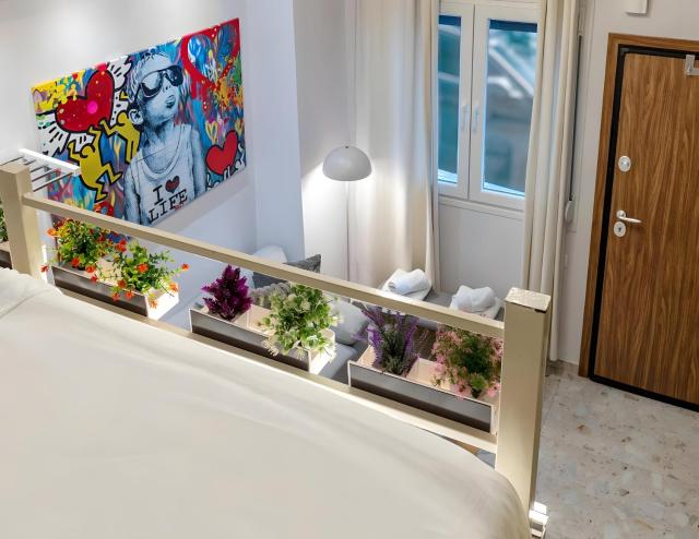 GimiSpaceFour - Compact Loft in City Center Easy Living