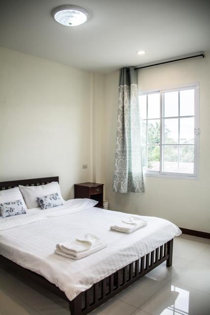 Plern Pitch Residence