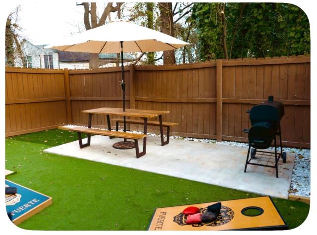 Luxe Family Oasis 7 beds 2 and a half Spa like Baths Sleeps 14
